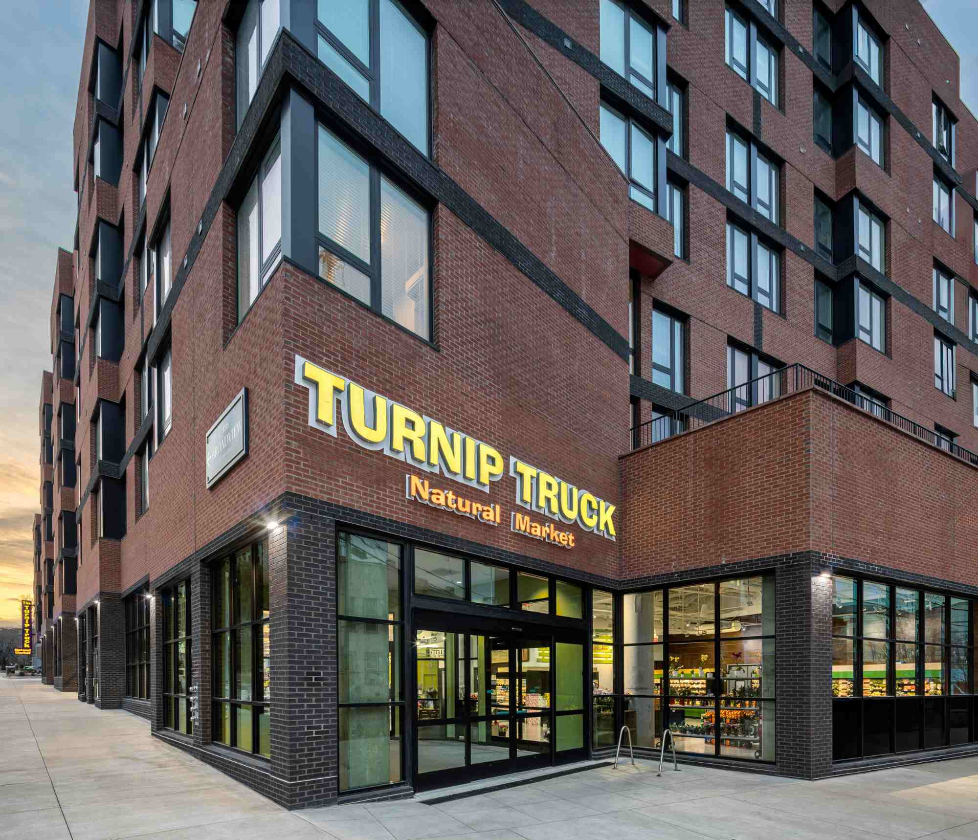 Turnip Truck store design